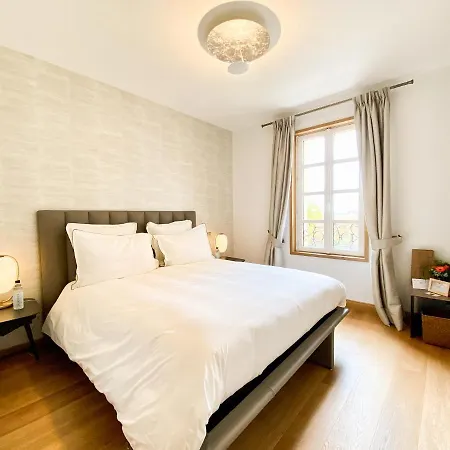 Alojamento de Acomodação e Pequeno-almoço Petit Monlot - 3*